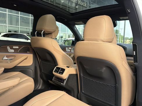 New 2026 Mercedes-Benz GLS 450 4MATIC image 12