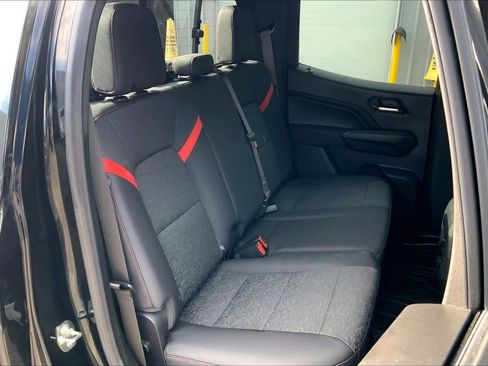 Certified 2024 Chevrolet Colorado Z71 w/ LPO, Dark Essentials Package image 19