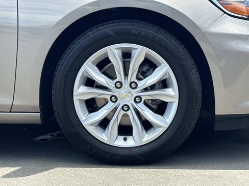 Used 2023 Chevrolet Malibu LT FWD image 33