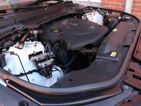 Used 2017 Land Rover Range Rover Sport SE AWD/4WD image 17