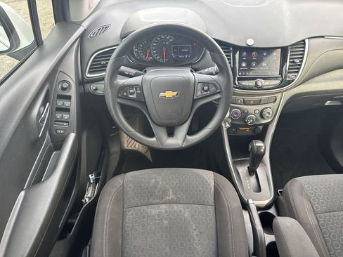 Used 2020 Chevrolet Trax LS w/ Tint and Cruise Package image 27