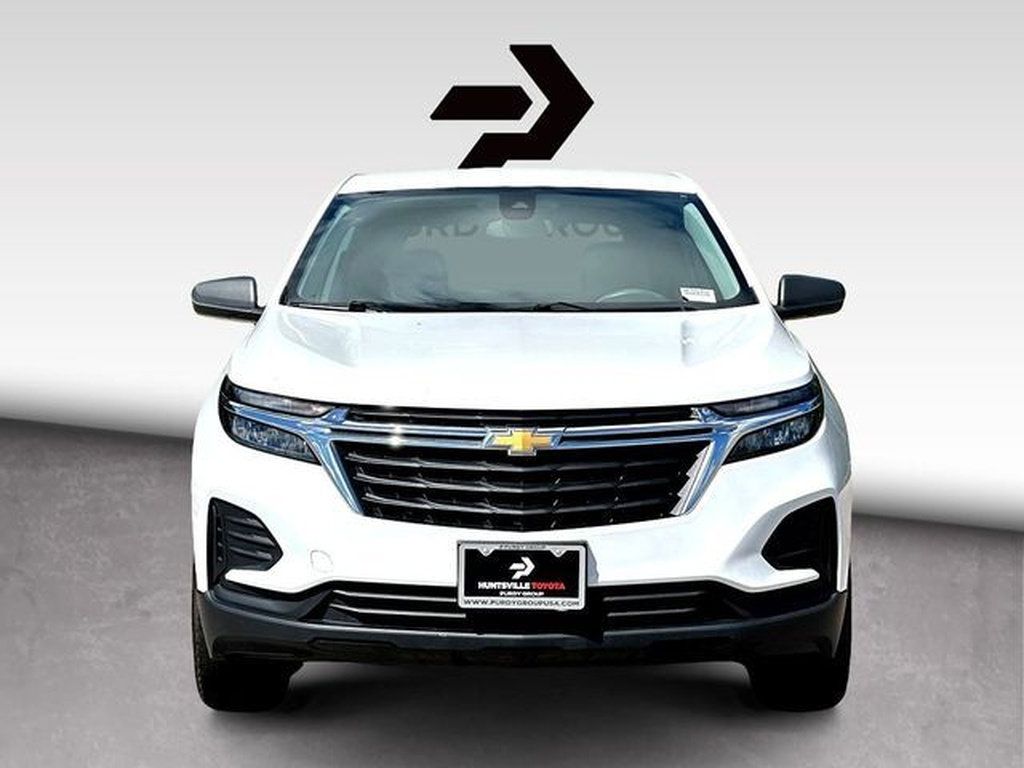 Used 2024 Chevrolet Equinox LS w/ LS Convenience Package FWD image 3