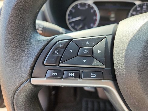 Used 2023 Nissan Sentra SV FWD image 21