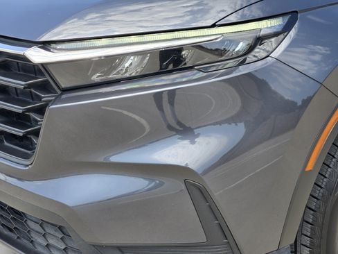 Certified 2025 Honda CR-V LX image 28