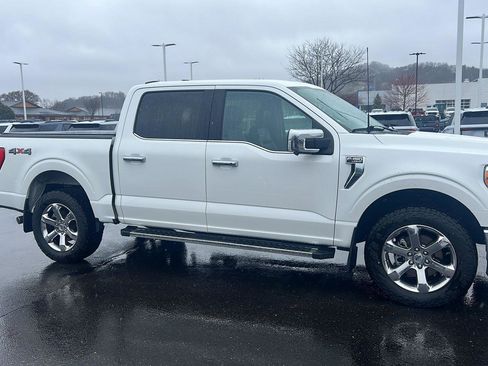 Used 2023 Ford F150 Lariat w/ Max Trailer Tow Package image 3
