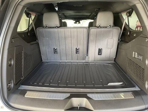 New 2026 GMC Yukon XL Denali w/ Sun & Power Step Package image 9