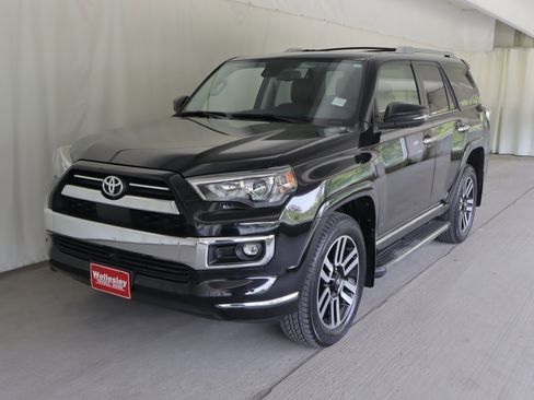 Used 2023 Toyota 4Runner Limited AWD/4WD image 25