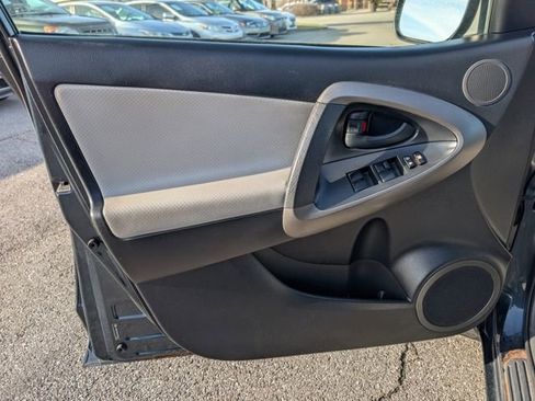 Used 2010 Toyota RAV4 Limited image 15