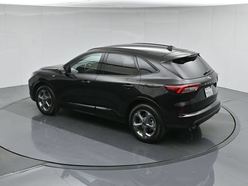 Certified 2023 Ford Escape ST-Line w/ Tech Pack #1 FWD image 44