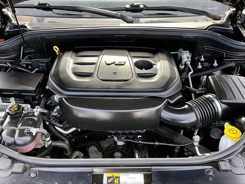 Used 2020 Jeep Grand Cherokee Altitude image 10