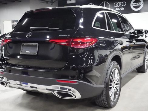 Used 2024 Mercedes-Benz GLC 300 4MATIC image 5
