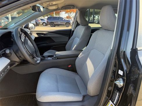 Used 2025 Toyota Camry LE image 26