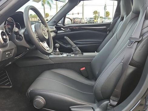 New 2025 MAZDA MX-5 Miata RF Grand Touring image 8