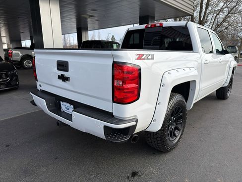 Used 2018 Chevrolet Silverado 1500 LT w/ All Star Edition image 10