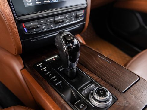 Used 2018 Maserati Quattroporte S Q4 image 32