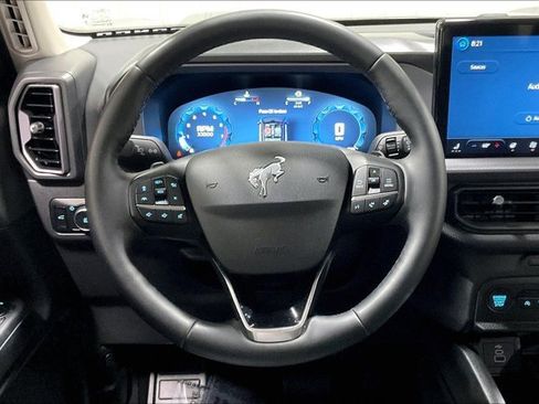 Used 2025 Ford Bronco Sport Badlands image 5