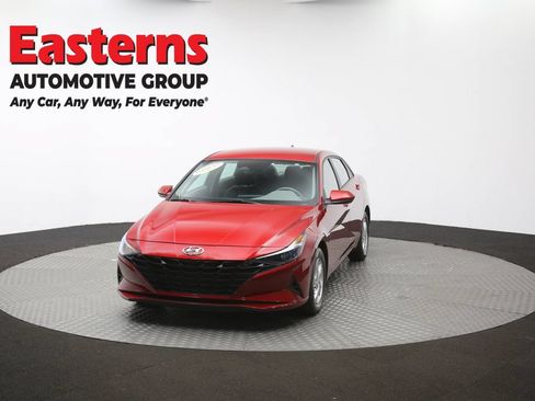 Used 2023 Hyundai Elantra SE w/ Cargo Package FWD image 53