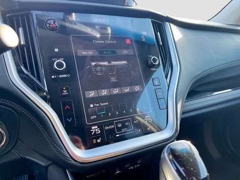 Used 2022 Subaru Outback Limited w/ Popular Package #2 image 16