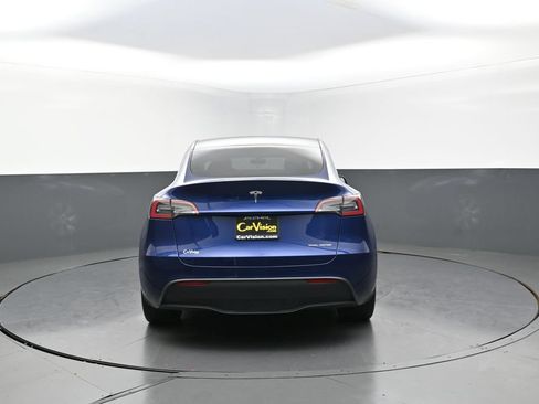 Used 2023 Tesla Model Y Long Range AWD/4WD image 36
