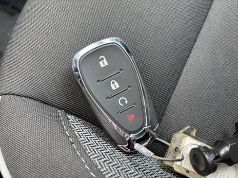 Used 2025 Chevrolet TrailBlazer LT FWD image 18
