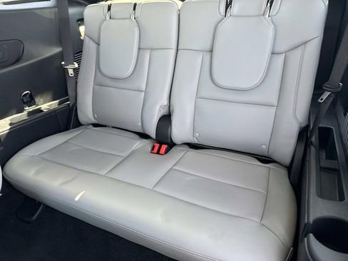 New 2026 Ford Explorer Active w/ Active Comfort Package image 15