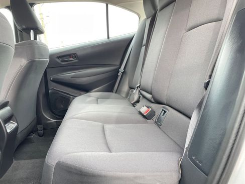 Used 2025 Toyota Corolla LE image 25