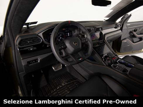 Used 2024 Lamborghini Urus S image 18