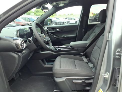 New 2026 Chevrolet Equinox LT AWD/4WD image 11