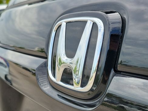 Used 2025 Honda Passport TrailSport image 10