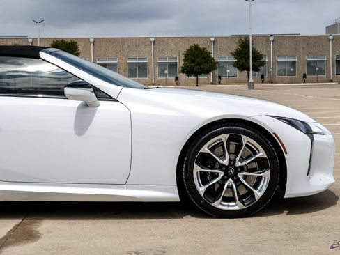 Used 2021 Lexus LC 500 Convertible w/ Touring Package RWD image 23