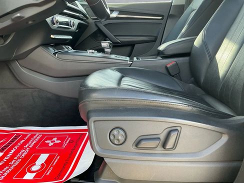 Used 2020 Audi Q5 e Premium Plus w/ Premium Plus Package image 12