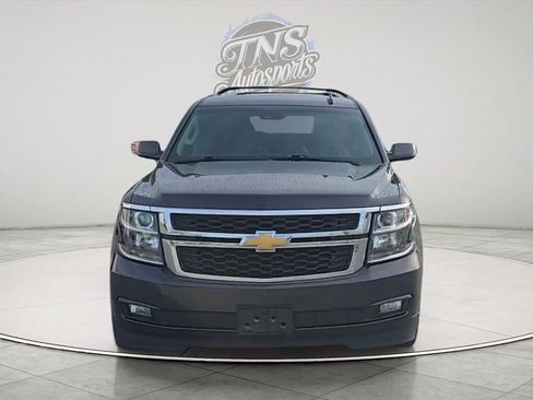 Used 2016 Chevrolet Suburban LT image 8