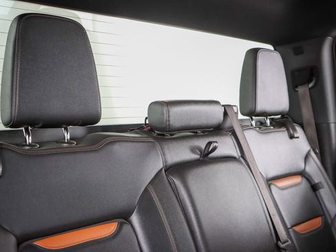 Used 2022 GMC Sierra 2500 AT4 w/ Gooseneck/5TH Wheel Package image 29