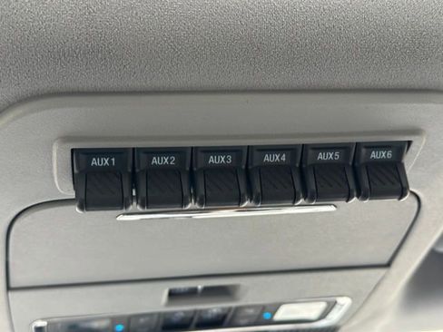 Used 2024 Ford F350 Limited image 30