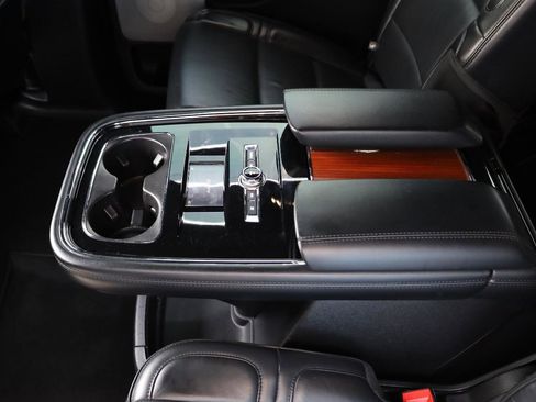 Used 2019 Lincoln Navigator L Reserve AWD/4WD image 16
