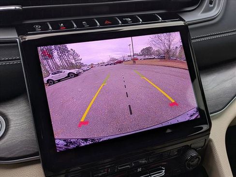 New 2025 Jeep Grand Cherokee Limited w/ Trailer Tow Package image 15