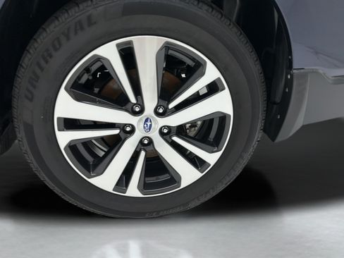 Used 2018 Subaru Outback 3.6R Limited AWD/4WD image 9