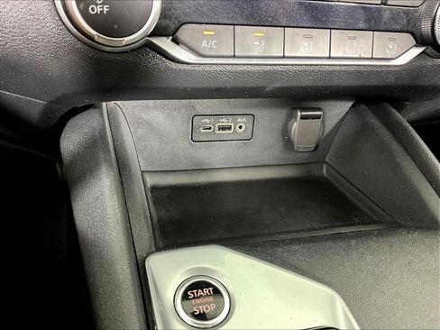 Certified 2022 Nissan Altima 2.5 SV AWD/4WD image 16