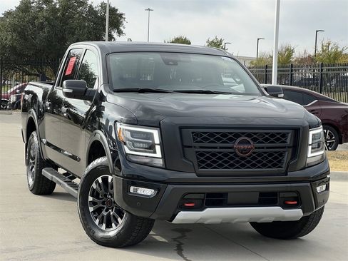 Certified 2024 Nissan Titan PRO-4X w/ Pro-4x Convenience Package image 2