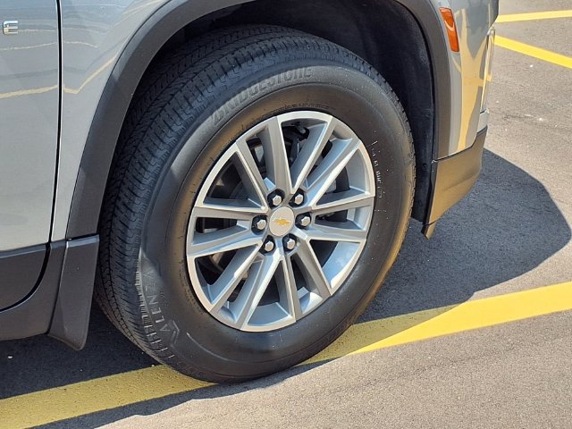 Used 2024 Chevrolet Traverse LT FWD image 27