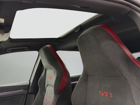 New 2026 Volkswagen GTI SE FWD image 20