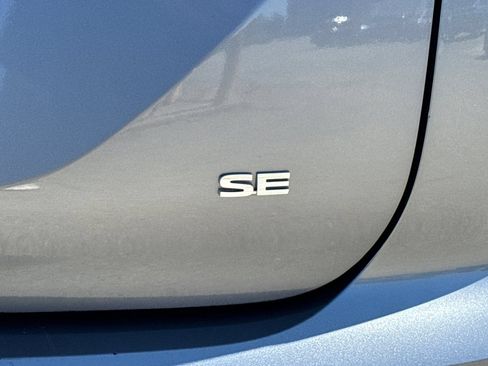 Used 2024 Mitsubishi Outlander SE FWD image 29
