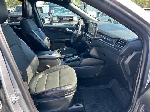 Used 2023 Ford Escape ST-Line w/ Tech Pack #1 image 18