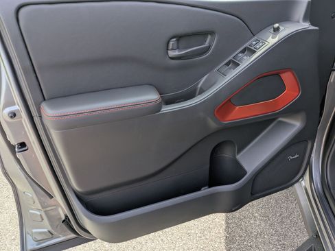 New 2026 Nissan Frontier PRO-4X w/ Pro Premium Package AWD/4WD image 11