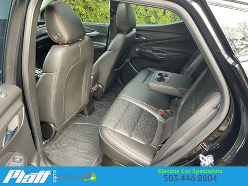 Used 2023 Chevrolet Bolt EUV Premier w/ Sun & Sound Package image 35