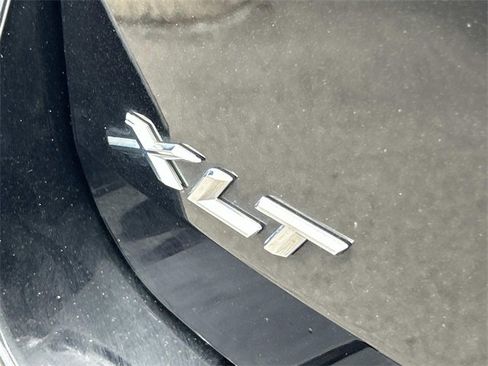 Used 2023 Ford Explorer XLT w/ Equipment Group 202A image 12