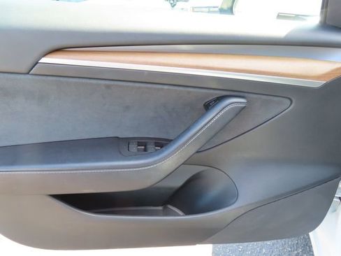 Used 2022 Tesla Model 3 RWD image 12