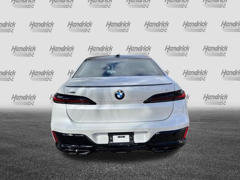 Used 2025 BMW 760i xDrive w/ Executive Package AWD/4WD image 9