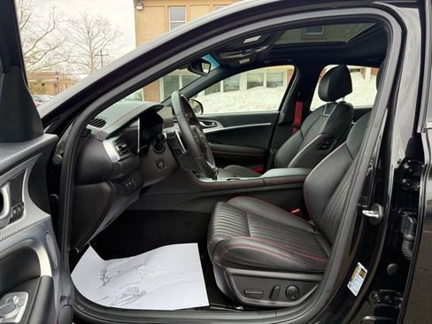 Used 2023 Genesis G70 2.0T w/ Sport Prestige Package image 22