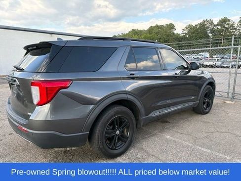 Used 2020 Ford Explorer XLT w/ Equipment Group 202A AWD/4WD image 9